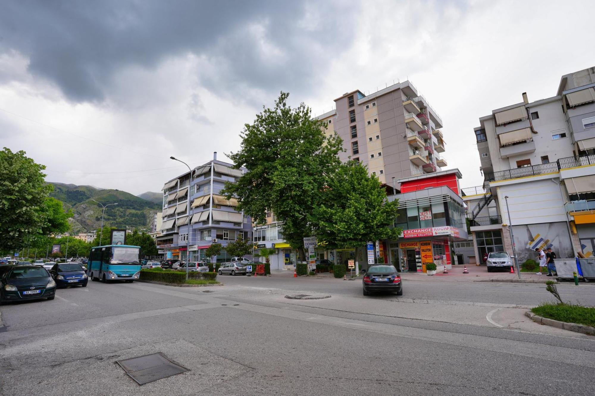 Apartamento “Apheartment Gjirokastra” Exterior foto